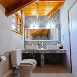 Kefalonian Luxury Kásztro