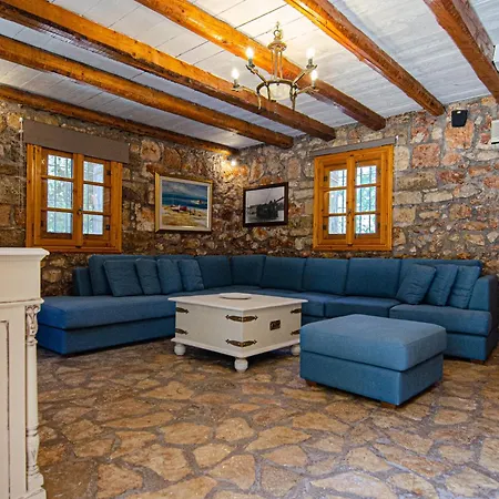 Kefalonian Luxury Villa *