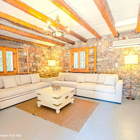 Вилла Kefalonian Luxury *