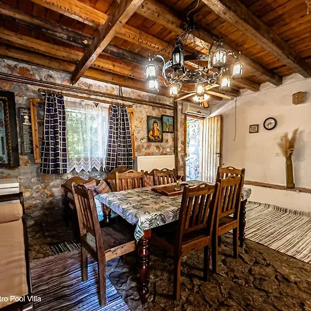 Kefalonian Luxury * Kástron