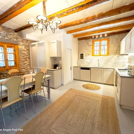 Kefalonian Luxury וילה *