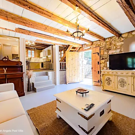 Kefalonian Luxury וילה Kástron